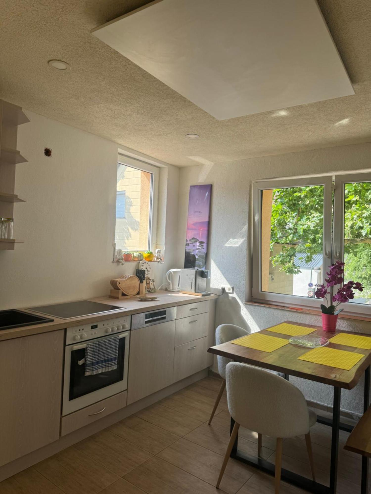 Cafe Graf Appartement Weinsberg Kamer foto
